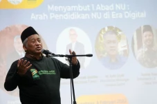 Prof Nuh Memaknai 100...