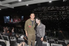 Nonton Konser Dewa 19,...