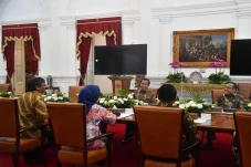 Bertemu Dewan Pers,...
