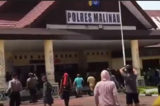 Oknum Brimob Tembak...