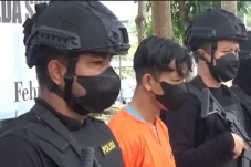 Selundupkan Sabu 1,028...