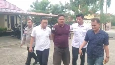 Bejat! Pria Ini Setubuhi...