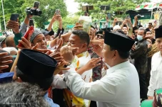 Hadiri Peringatan Satu...