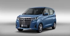 Alphard Listrik Buatan...