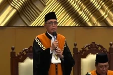 Hakim Agung Sunarto...