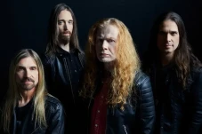 Megadeth Bakal Gelar...