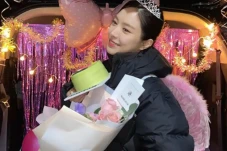 10 Idol K-pop Wanita...