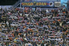 Aremania Dilarang Hadir...