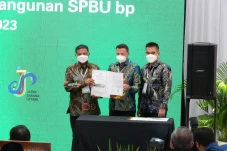 Perluas Jaringan di...