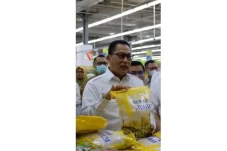 Bulog Gandeng Hypermart...