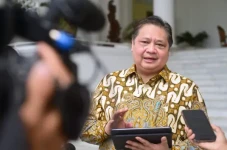 Indonesia Resmi Serahkan...