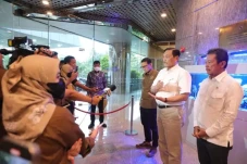 Pariwisata Dikebut,...