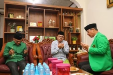 Usia Setengah Abad,...