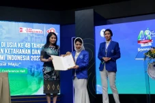 HUT ke-48 Iwapi, Liliana...
