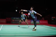 Keren! Fajar/Rian Masuk...