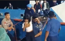 Kapal Mekar Teratai...