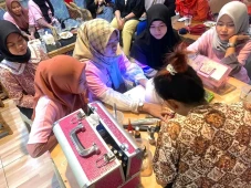 Asah Kreativitas, Perempuan...