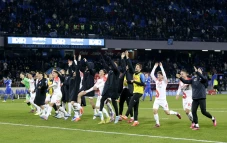 Napoli Samai Rekor Menang...