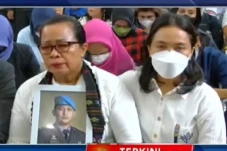 Hadiri Sidang Vonis...