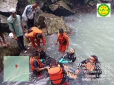 Remaja Tenggelam di...