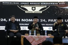 Cerita Amien Rais Tinggal...
