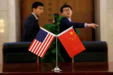 Diplomat AS-China Pertimbangkan...