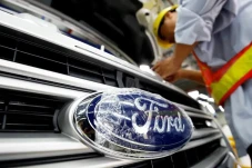 3.800 Karyawan Ford...