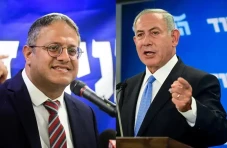 Netanyahu Cekcok Panas...