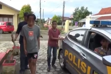 Tikam Sopir Truck, Pegawai...