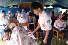 Pelajar Korban Gempa...