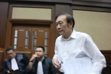 Bacakan Pleidoi, Surya...