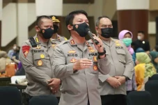 2 Kapolda Jatim Putra...
