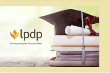 21 Universitas di Australia...
