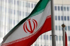 Kelompok HAM: Iran Hukum...