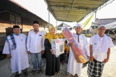 Dukung Syiar Islam,...