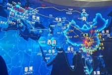 Beijing Gencarkan Proyek...