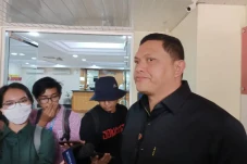 Ayah Meninggal Kena...