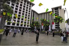Warga Jakarta Antusias...