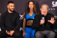 Bob Arum Blak-blakan...
