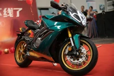 China Siap Luncurkan...