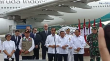 Jokowi Lepas Bantuan...