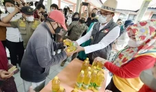 Jabar Gelontorkan Rp10...