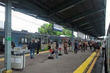 KRL Gangguan, Mahasiswi:...