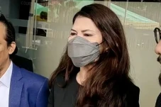 Tamara Bleszynski Sedih...