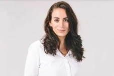 Profil CTO OpenAI Mira...