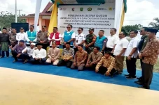 Bupati Pelalawan H....