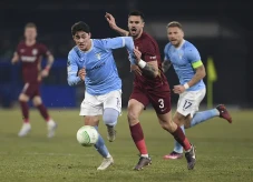 Hasil CFR Cluj vs Lazio:...