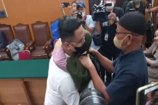 Tangis Haru Sang Ibu...