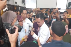 Divonis 10 Bulan Penjara,...
