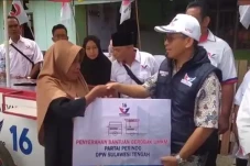 Dapat Bantuan Gerobak...